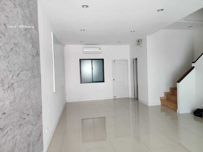 svs250 ให้ช่า โฮมออฟฟิศ 3ชั้น  โครงการ Ifield bangna หน้าบ้านทิศใต้