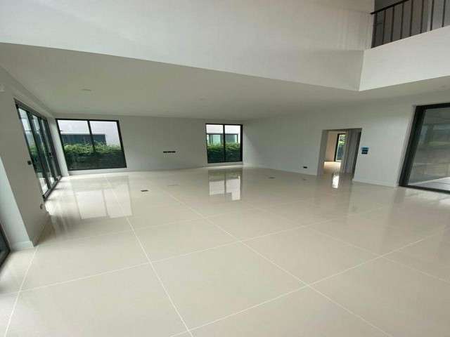 ขายบ้านเดี่ยว หมู่บ้าน เศรษฐสิริกรุงเทพกรีฑา 2 บ้านใหม่ไม่เคยเข้าอยู่ ใกล้ รร.นานาชาติ Brighton
