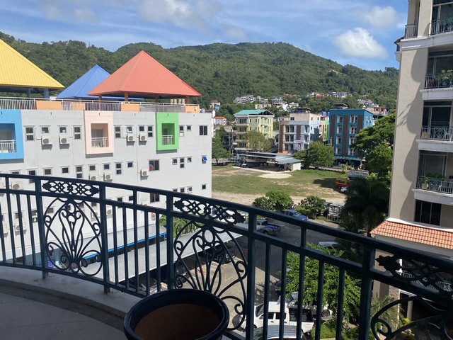 For Rent : Condo near Patong Beach, 2 Bedroom 2 Bathroom, 5th flr.
