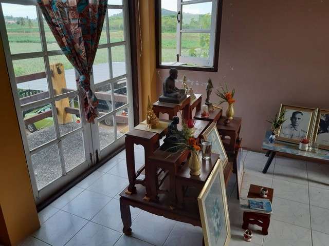 ขายด่วน บ้านเดี่ยว บ้านแกรนด์วัลเลย์ ตรงข้าม สนามพีระเซอร์กิต  ต.โป่ง อ.บางละมุง จ.ชลบุรี