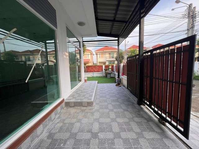 ขายบ้าน หมู่บ้านนนท์นิชา   ซอยแก้วอินทร์บางใหญ่ ฝั่งตรงข้ามเซ็นทรัลเวสเกต