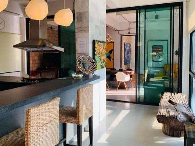 ขายอาคารสำนักงาน 3 ชั้น ย่านเหม่งจ๋าย ห้วยขวาง รัชดา ขนาด 700 ตร.ม.