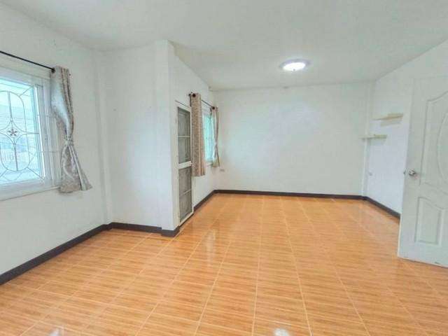 ให้เช่าทาวน์เฮาส์ 2 ชั้น หมู่บ้านอยู่เจริญ5 ลำลูกกาคลอง4 ปทุมธานี