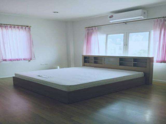 CH834-BH-RE เช่าทาวน์โฮมทำออฟฟิศ 3 ชั้น 3 นอน 5 น้ำ ลาดกระบัง 24/1 ยูโรโนว่า สุววรณภูมิ