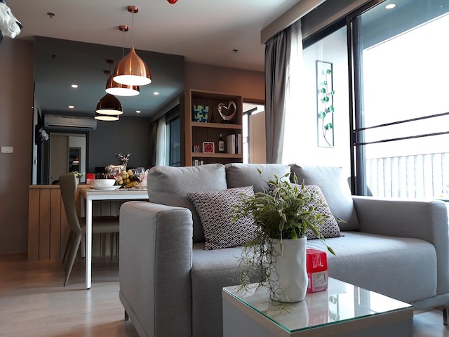 Ideo O2 spacious nice convenient 10th floor BTS Bang Na