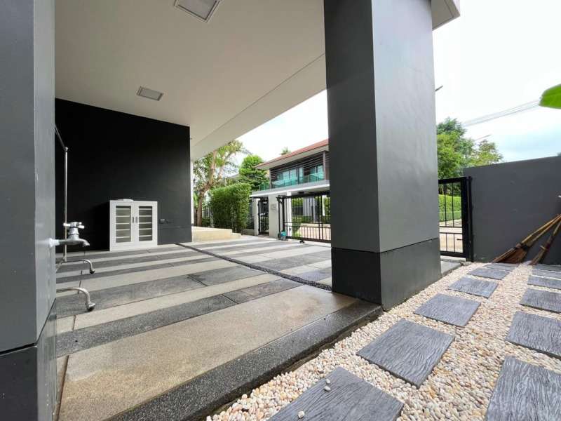 HR1226ให้เช่าบ้านเดี่ยวโครงการเศรษฐสิริกรุงเทพกรีฑา 1 ใกล้ร.ร.นานาชาติไบรท์ตันคอลเลจ พร้อมอยู่