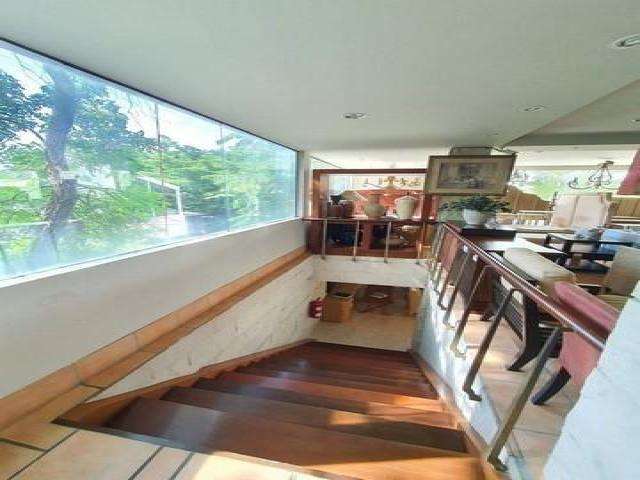 ให้เช่าอาคารสำนักงาน4ชั้นติดเลียบทางด่วนเอกมัยรามอินทรา