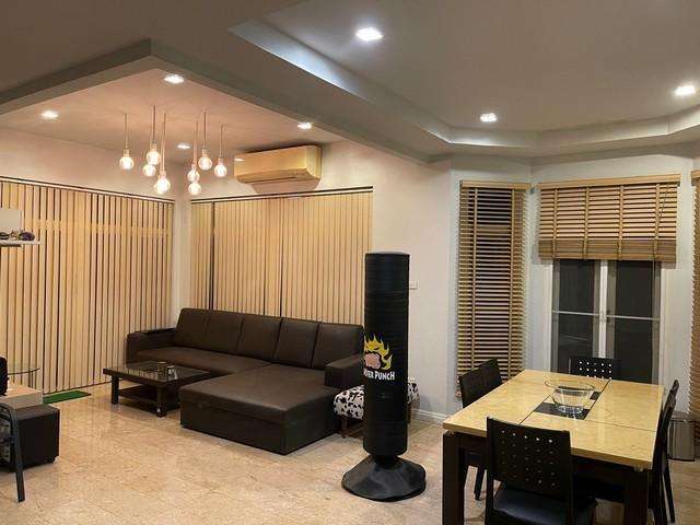 ขายบ้านเดี่ยว 2 ชั้น โครงการบ้านสวนปริญสิริ หลังมุม  ซอยโยธินพัฒนา 3