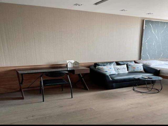 Park 24, peaceful livable safe 26th floor BTS Phrom Phong