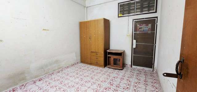 ขายด่วน ขายห้องเช่า 2 ชั้น เนื้อที่ 48 ตร.ว. 18 ห้องนอน 18 ห้องน้ำ ถ.เพชรเกษม 79 หนองแขม กรุงเทพฯ