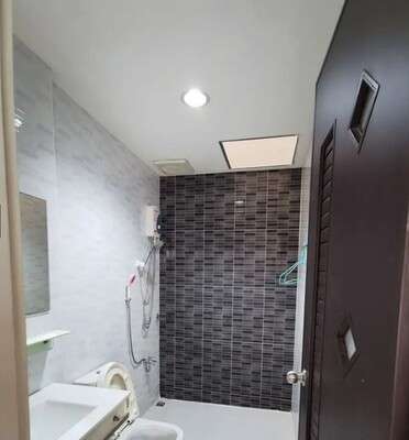 WW180N ขายทาวน์โฮม 3 ชั้น หมู่บ้าน ซื่อตรง แกรนด์โฮม เกษตร-รัชโยธิน ถนน เสนานิคม1 ซ.11