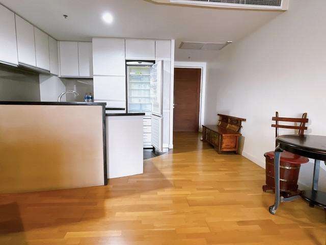 รหัส NAT042ขาย   Urbana Sathorn ห้องขนาด70ตรม. แบบ1ห้องนอน 1ห้องน้ำ ชั้น 20
