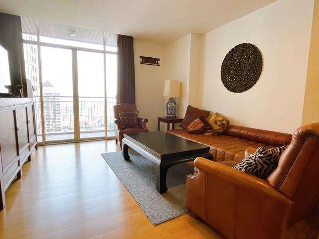รหัส NAT042ขาย   Urbana Sathorn ห้องขนาด70ตรม. แบบ1ห้องนอน 1ห้องน้ำ ชั้น 20