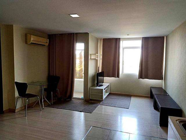 ขายคอนโด ห้องใหญ่ ราคาถูก บนถนนศรีวรา ทาวน์อินทาวน์ ทำเลใจกลางเมืองJ.W. Boulevard Srivara condominium