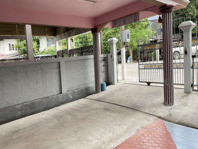 บ้านมือสอง ขายตามสภาพ บ้านเดี่ยว 2 ชั้น ใกล้ทางด่วนศรีรัช งามวงศ์วาน