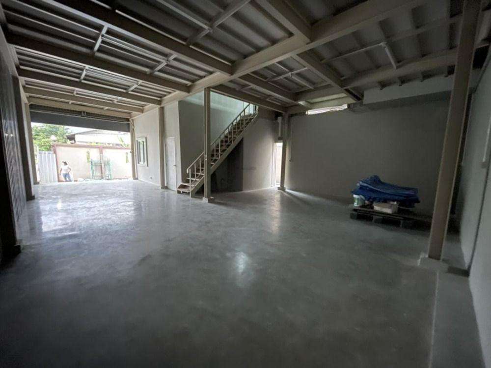 Were House for rent ให้เช่าโกดังพร้อมออฟฟิศ 290ตร.ม ย่านเฉลิมพระเกียรติร.9 ซอย 6 บางนา อ่อนนุช ศรีนครินทร์ รถคอนเทนเนอร์ตู้สั้นเข้าได้ ใกล้ทางด่วน,ใกล้ศรีนครินทร์ ,ใกล้พาราไดซ์ , ใกล้เซ็นทรัลบางนา , ใกล้สวนหลวง ร.9