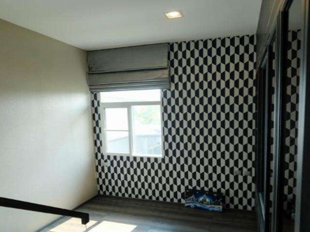 ขายบ้านเดี่ยว 2 ชั้น  มัณฑนา วงแหวน บางบอน เนื้อที่ 107 ตรว มี 4 นอน 4 น้ำ