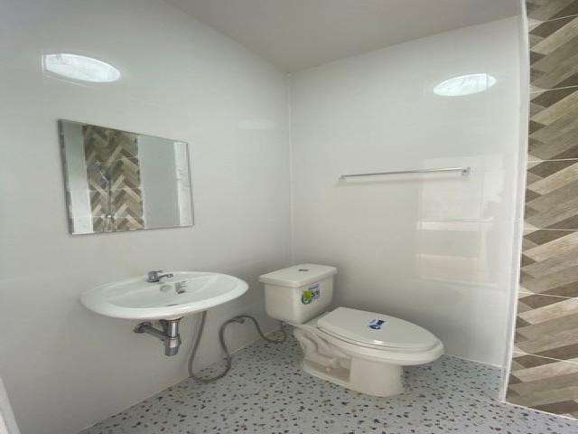 For Sale : Koh Sirey, Room at Koh Sirey, Studio room, 5th flr.