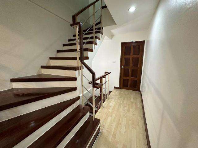 ขายบ้านทาวน์โฮม3ชั้นย่านพระราม3หมู่บ้านธนาพัฒน์เฮ้าส์ สาทร-นราธิวาสฯ