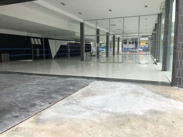 Office โชว์รูมรามอินทรา 5BR5BATHROOM 390000 thb   น่าอยู่ใกล้สิ่งอำนวยความสดวก พร้อมดำเนินธุระกิจท้นที