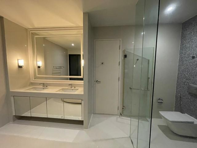House for rent ขายบ้านเดี่ยว3ชั้นโครงการนาราสิริโทเพียรี่ บ้านหลังมุม หันหน้าทิศเหนือ ใกล้ทางด่วนรามอินทรา-อาจณรงค์