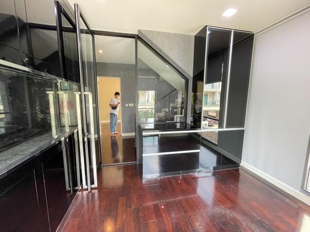 House for rent ขายบ้านเดี่ยว3ชั้นโครงการนาราสิริโทเพียรี่ บ้านหลังมุม หันหน้าทิศเหนือ ใกล้ทางด่วนรามอินทรา-อาจณรงค์