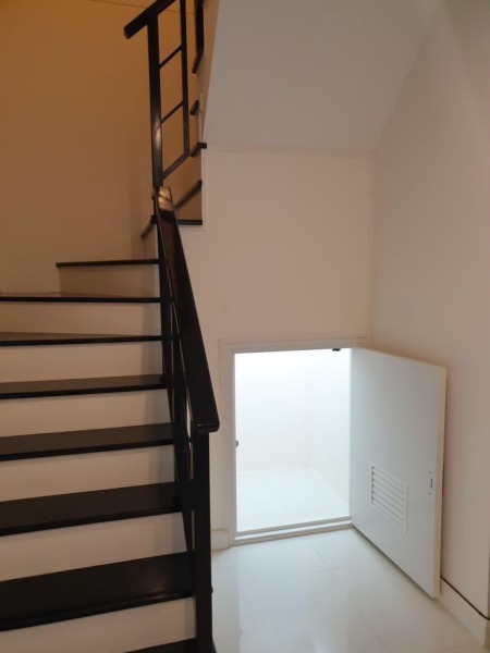 ขายทาวน์โฮม 2 ชั้น หมู่บ้านพฤกษาทาวน์ พรีเว่ รามอินทรา 117 เขตมีนบุรี กทม.
