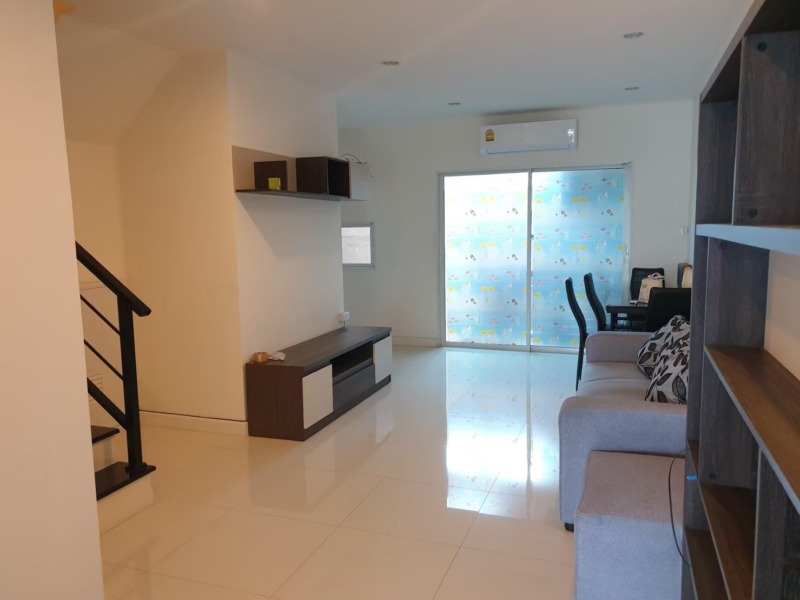 ขายทาวน์โฮม 2 ชั้น หมู่บ้านพฤกษาทาวน์ พรีเว่ รามอินทรา 117 เขตมีนบุรี กทม.