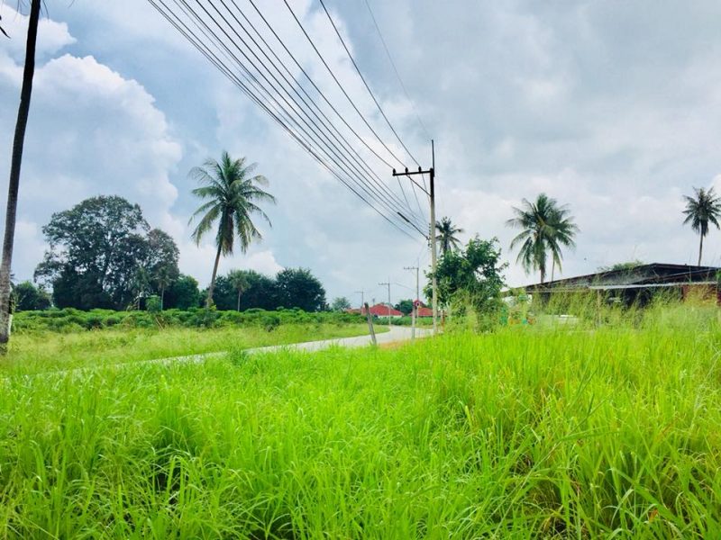 ขายที่ดิน 1 ไร่ ติดถนนทุ่งกราด แหลมฉบัง-บางละมุง