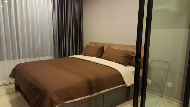 Life asoke , room for rent!!!