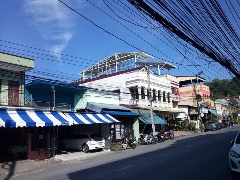 own town Phuket, long term for rent/ตึกให้เช่า เมืองภูเก็ต/ใกล้ข้าวต้มโก้เบ้นท์