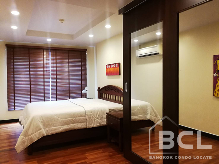 Condo 2 bed / 2 bath for Rent Avenue Sukhumvit 61 near BTS Ekamai, Condo in Bangkok