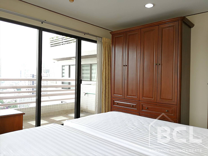 Condo 2+1 Bedroom for Rent at Richmond Palace Sukhumvit 43 – Phrom Phong