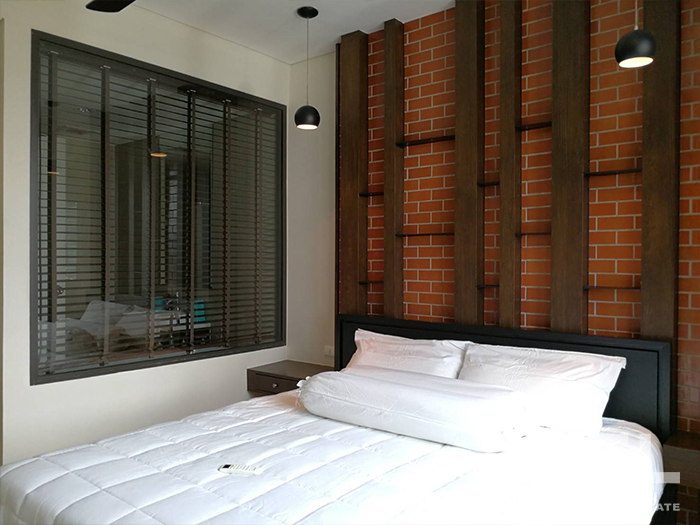 Condo Villa Asoke near MRT Phetchaburi