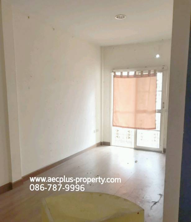 Spacious Studio Room for Rent at Shama Lakeview Asoke Bangkok