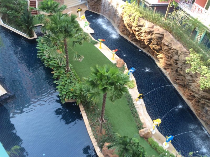 ให้เช่า คอนโดหรู คอนโดสวย ราคาถูก ที่พัทยา Grande Carribbean Condo Resort Pattaya วิวสระว่ายน้ำ มัดจำเดือนเดียว