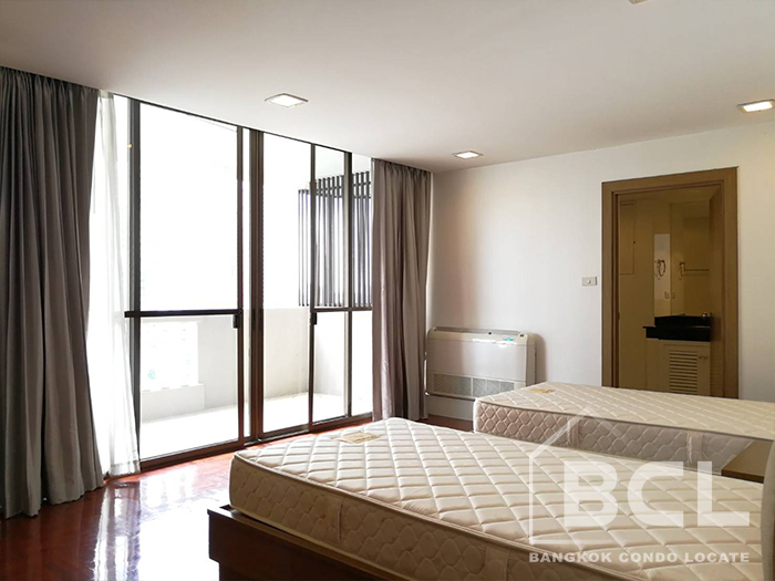 Duplex 3 Bedroom Apartment for Rent at Asa Garden Sukhumvit 24