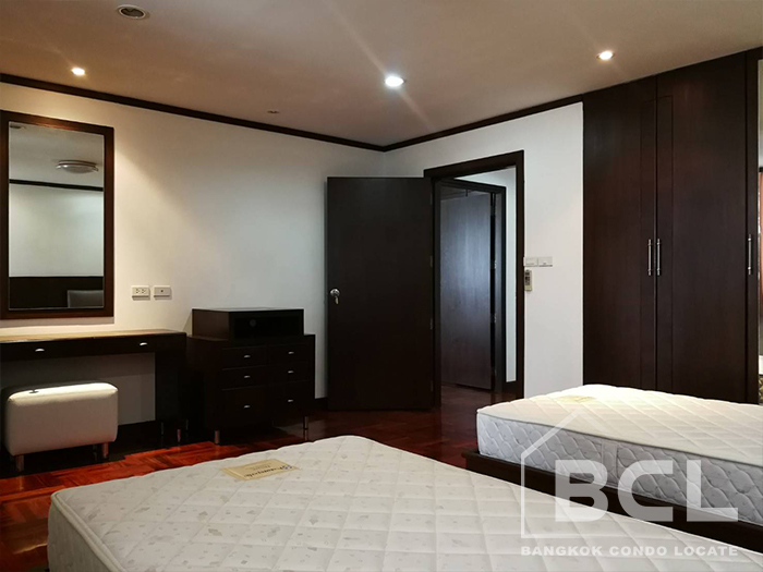 Sukhumvit 3 Bed / 3 Bath Apartment for Rent at Asa Garden Phrom Phong