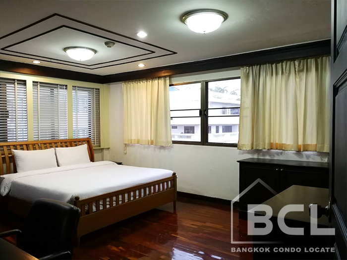 Apartment 3 bedroom for Rent at Super Mansion Sukhumvit 39, Bangkok