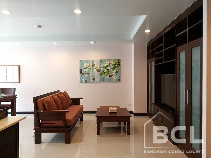 Condo 2 bed / 2 bath for Rent Avenue Sukhumvit 61 near BTS Ekamai, Condo in Bangkok