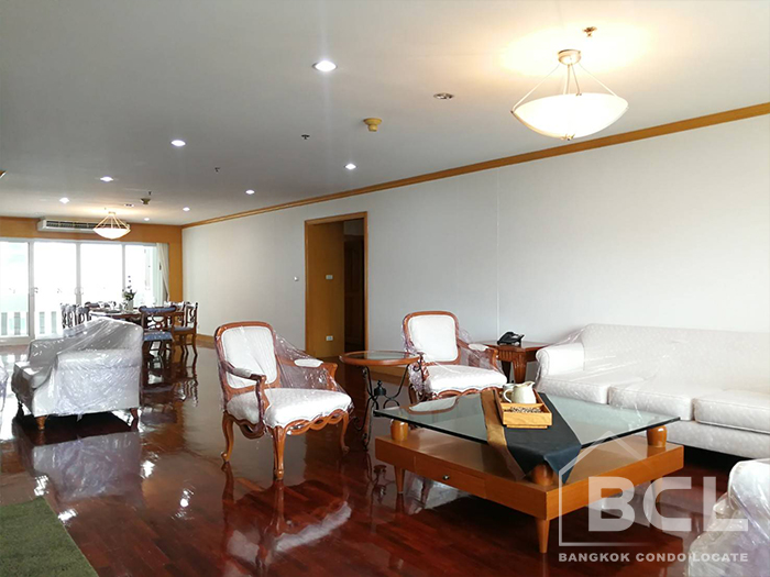 Apartment 3 bedroom / 4 bathroom for Rent at GM Tower Sukhumvit 22, BTS Asoke