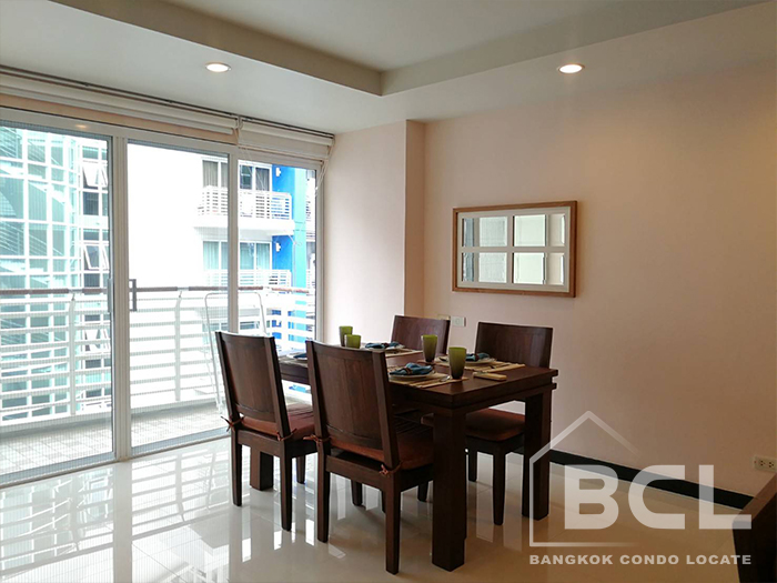 Condo 2 bed / 2 bath for Rent Avenue Sukhumvit 61 near BTS Ekamai, Condo in Bangkok