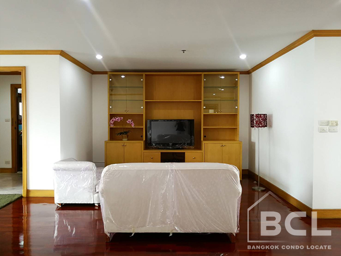 Apartment 3 bedroom / 4 bathroom for Rent at GM Tower Sukhumvit 22, BTS Asoke