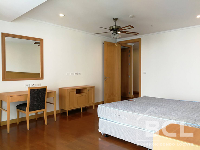 GM Height Sukhumvit 22 Apartment – Phrom Phong Area, Khlong Toei