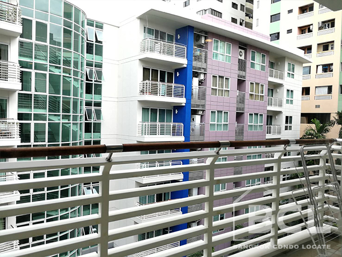 Condo 2 bed / 2 bath for Rent Avenue Sukhumvit 61 near BTS Ekamai, Condo in Bangkok