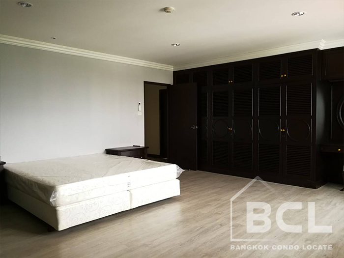3 Bedroom Condo for Rent at Phatsana Garden Sukhumvit 63, Ekamai