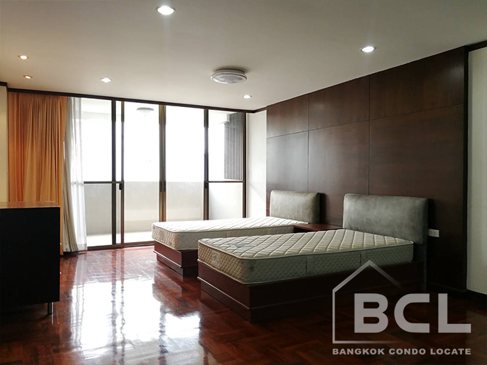 Sukhumvit 3 Bed / 3 Bath Apartment for Rent at Asa Garden Phrom Phong