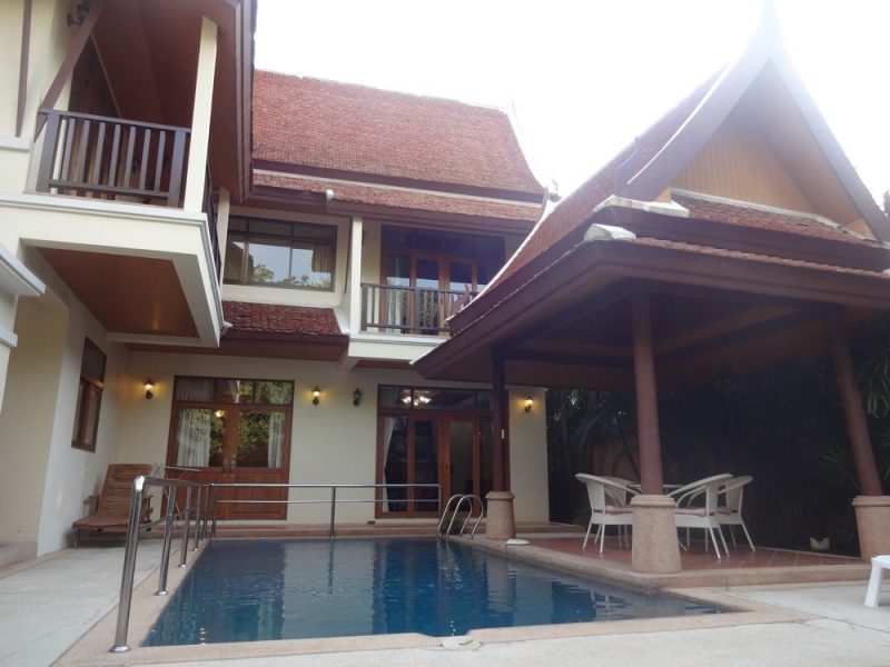 3 Bedroom House with private pool on Pratamnak
