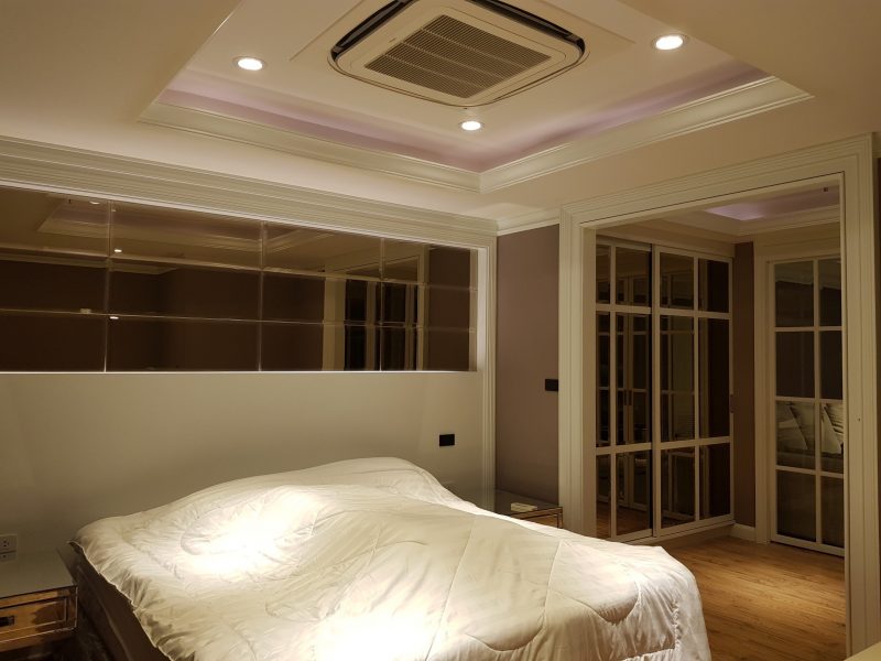 [เช่า/Rent] Condo Silom ใกล้ BTS ตากสิน 21000บาท/เดือน 1 ห้องนอน (1 Bedroom, near BTS Taksin)