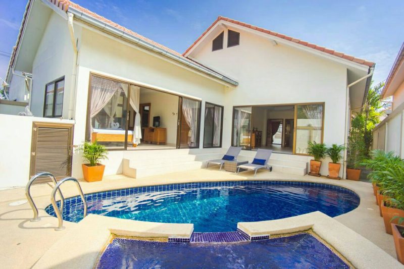 บ้านให้เช่ารายวัน 3 ห้องนอน อะแดร์ การ์เด้น พูล วิลล่า, Adare Garden Pool Villas for Rent